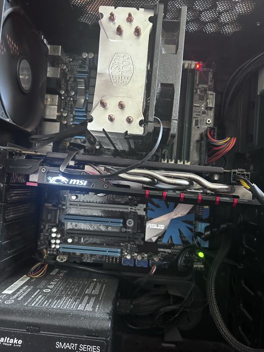Vând ASUS P7P55D PRO + i7-860 + 16 GB RAM se vand si separat