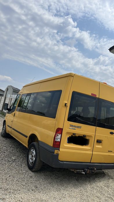 Inchiriez 8+1 microbuz & dube fara sofer ac functional