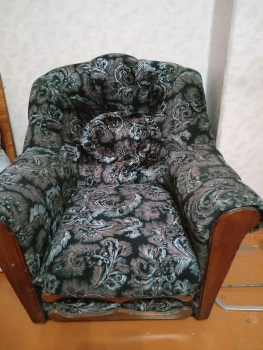 Отдам бесплатно 2 кресла