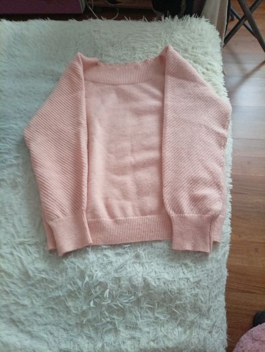 Pulover tricotat pentru femei