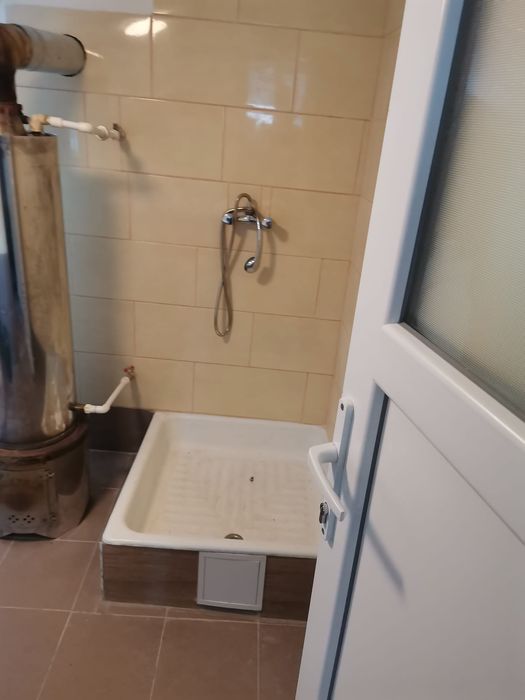 Casă de închiriat