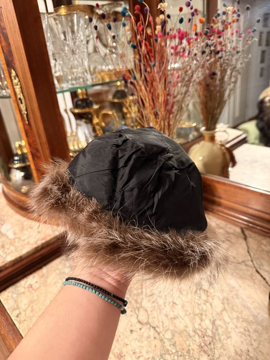 Caciula blana de raton