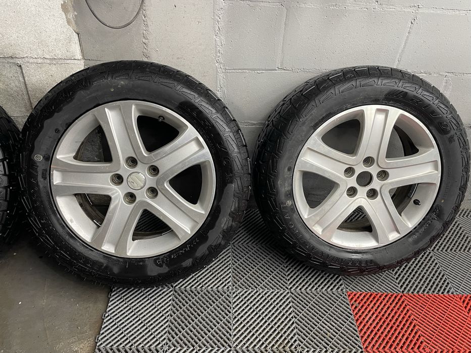 Джанти с гуми  за джип