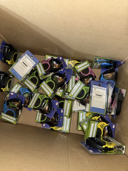 Lese de caini in 4 culori