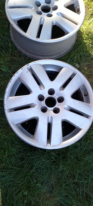 Vând jante aluminiu WV