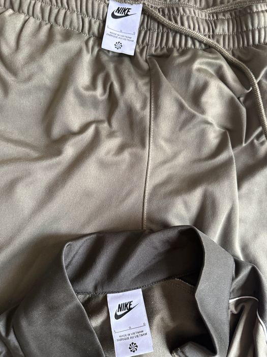 Екип на Nike sportwear