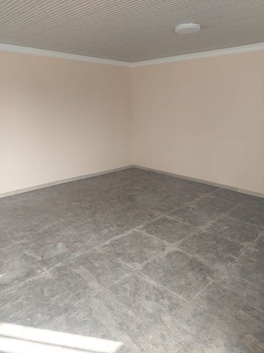 Здание магазин рядом