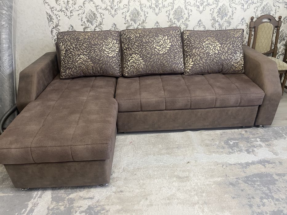 Диваны для зала и гостинной