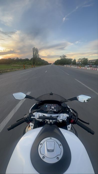 CF MOTO 675 sr-r