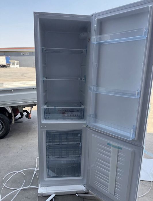 продается холодильник immer 180 см