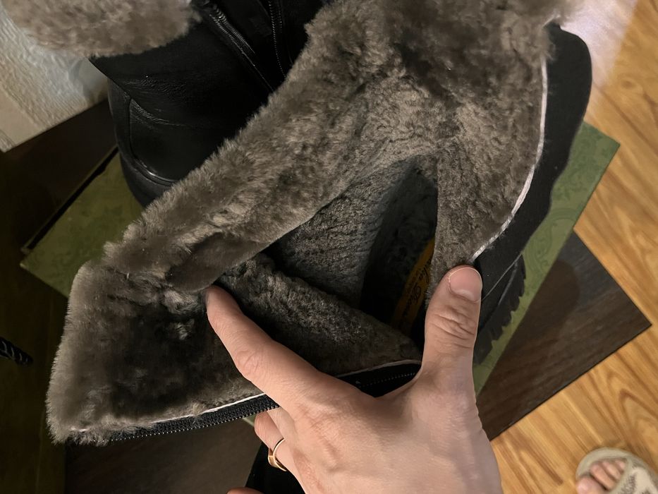 Продам зимние ботинки натуральная кожа
