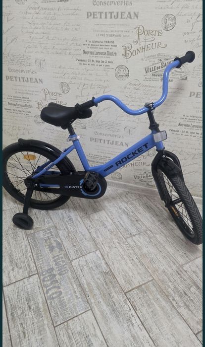 Продам детский велосипед на возвраст  5 - 7 лет