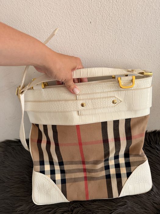 Geanta superba Burberry