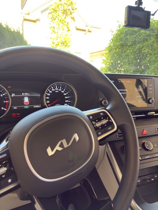 Kia Carnival 2023 в отличном состоянии!