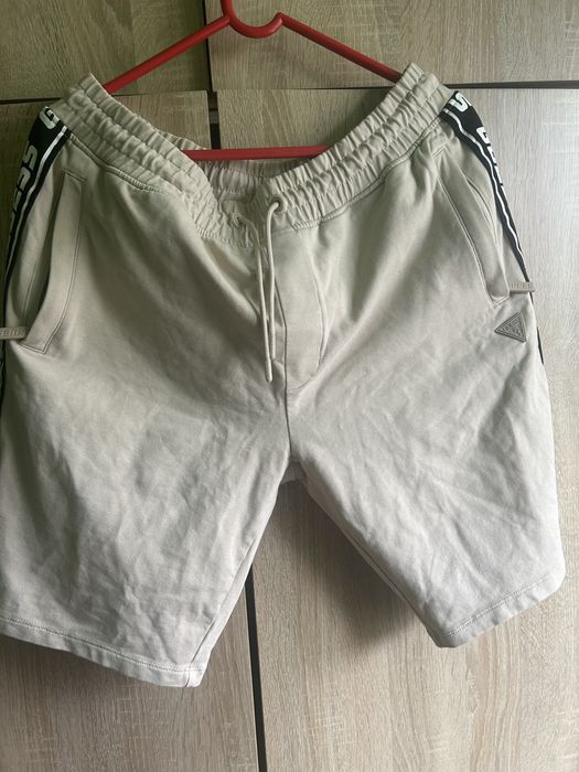 Pantaloni scurti guess