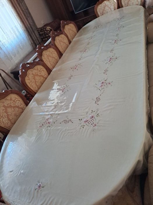 стол шкаф сотилади