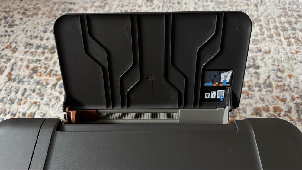 Imprimanta HP 2050A