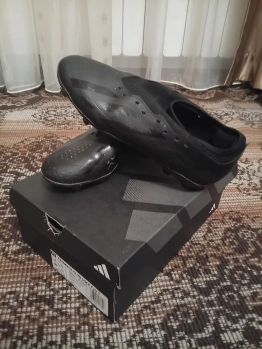 Футболни обувки адидас crazyfast 39 номер