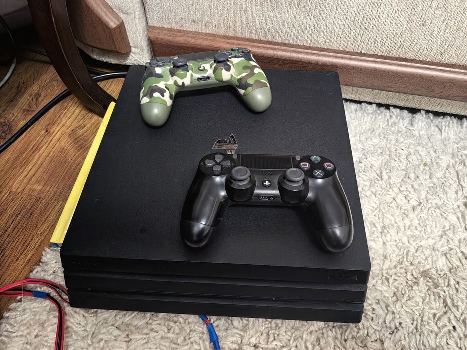 Плейстейшен 4 Pro 1 tb