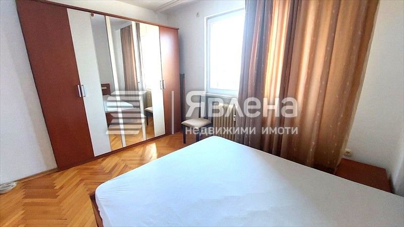 Дава се под наем Двустаен апартамент в София, Лозенец - 65 кв.м за 510 € - Снимка #3