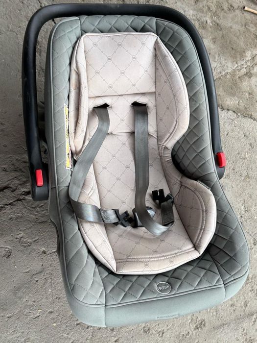 Продам авто кресло