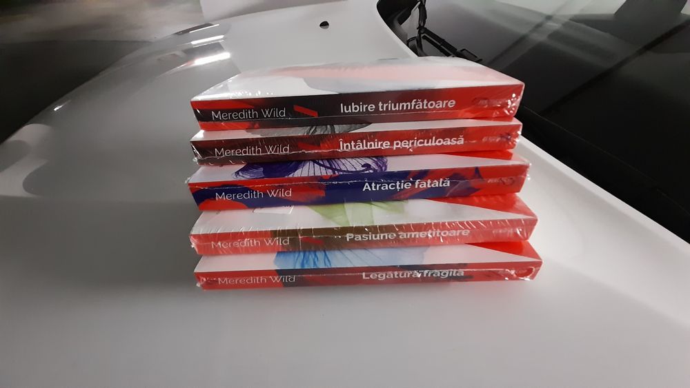 Lectura erotica 5  noi volume de meredith wild de la edit eroscop