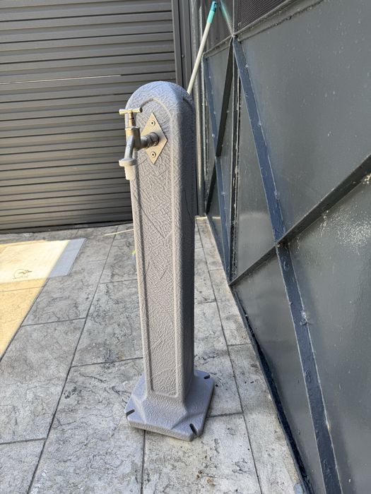 cismea de gradina/curte gri