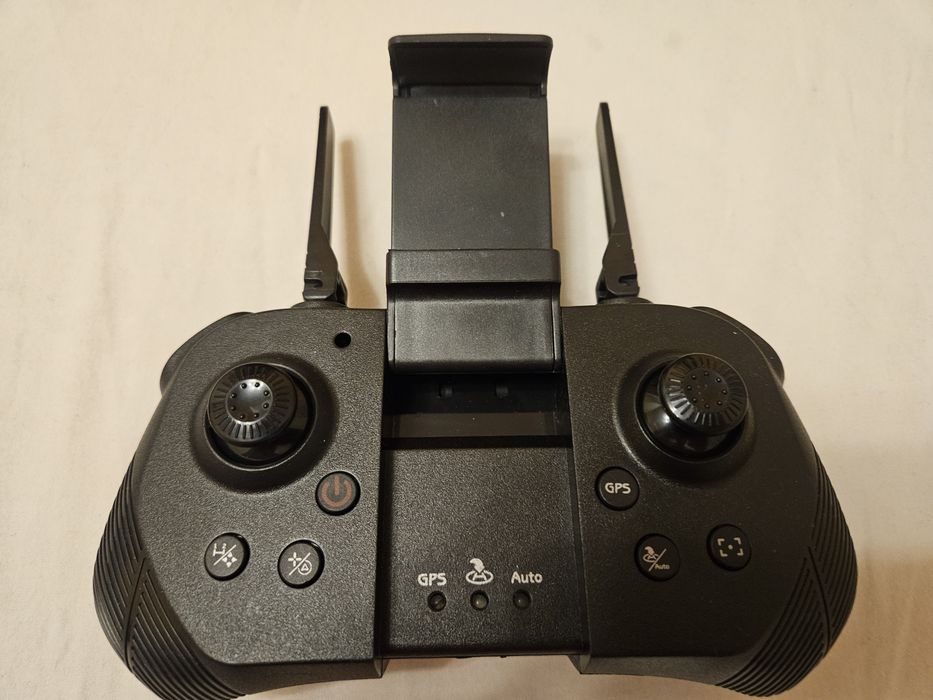 Telecomanda și baterie drona