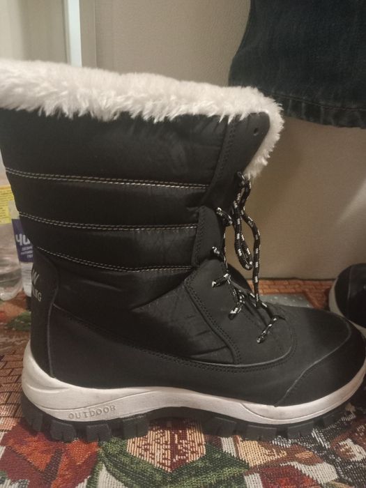 Зимни боти с пух