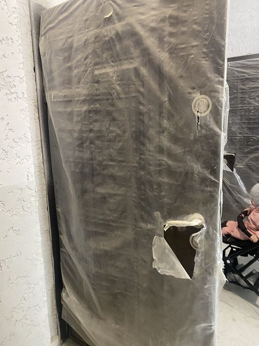 Дверь входная металлическая