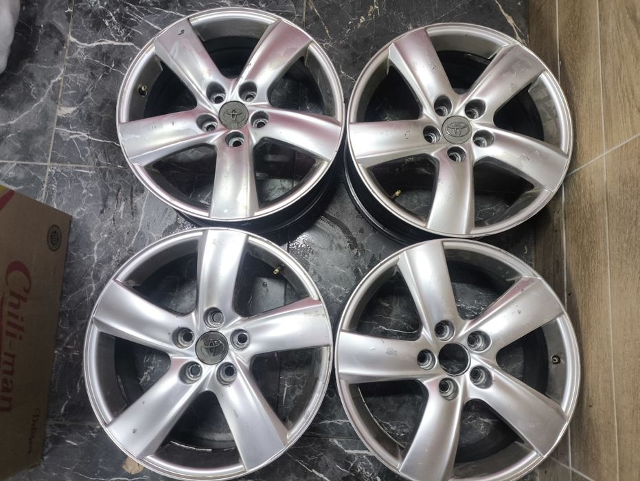 Оригинальные диски Toyota R17 7J 5×114.3