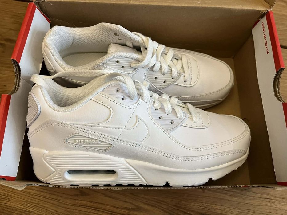 Дамски маратонки Nike Air Max