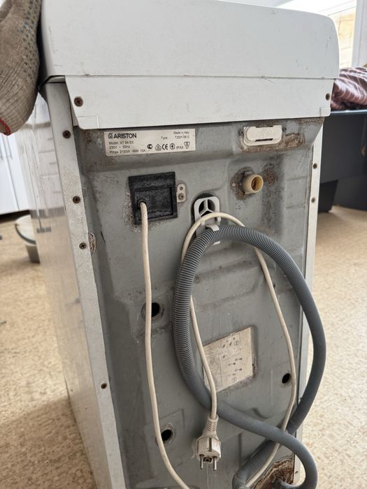 Стиральная машина Ariston