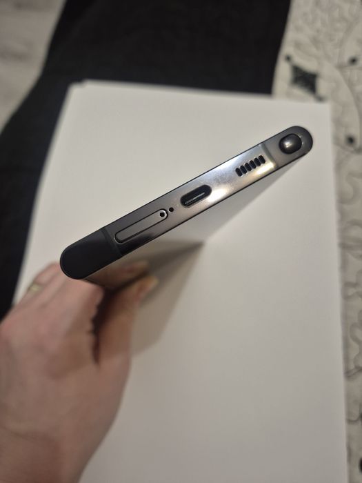 Telefon Samsung S22 Ultra ca nou