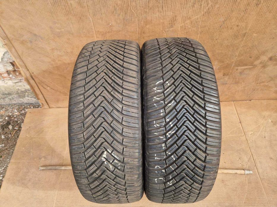 2 Continental R20 235/45
Всесезони гуми 
DOT1123