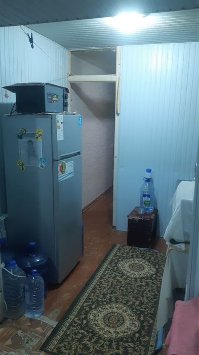 Срочна 3 хонали квартира сотилади