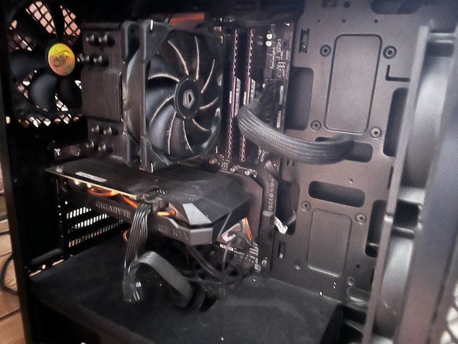 vand pc de gaming URGENT!