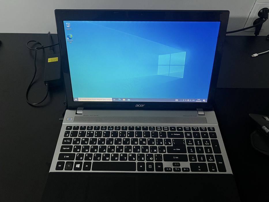 Ноутбук ACER Aspire V3
