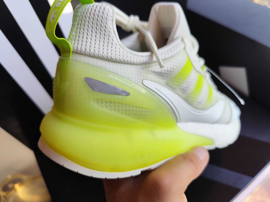 Дамски маратонки  ADIDAS ZX 2K BOOST 2.0   Оригинални   EU40 2/3