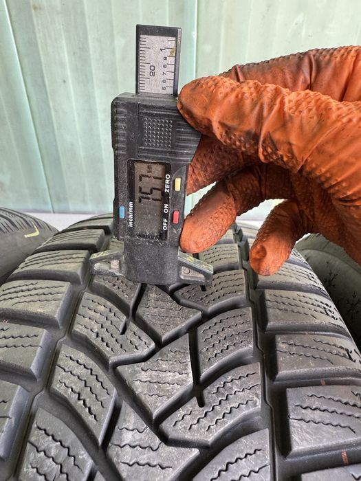 Anvelope de iarna 205/60R16 DUNLOP DOT2022