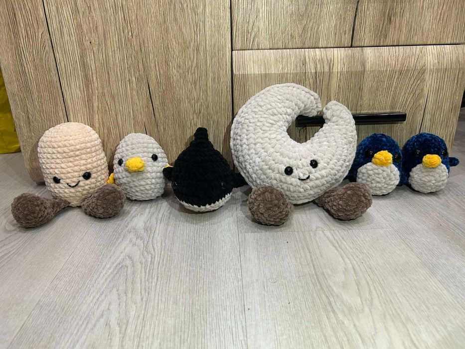 Ръчно изплетени плюшени играчки