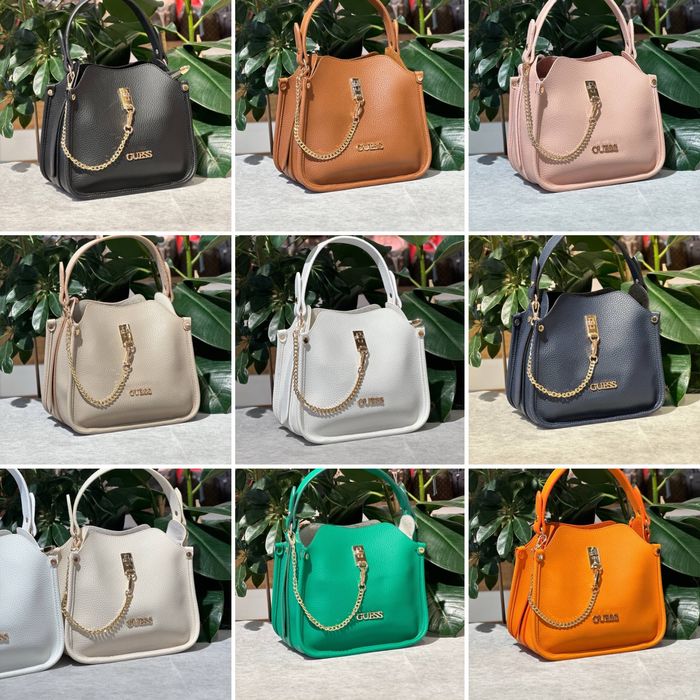 Geanta Guess Noua !!! Dimensiuni 24/21 !!!