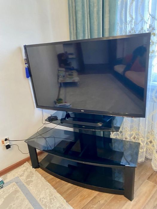 Подставка под телевизор