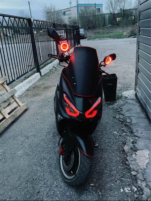 Продам макси 150 куб срочно