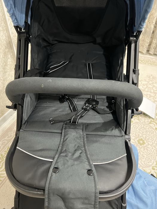 продам детскую коляску состояние новый