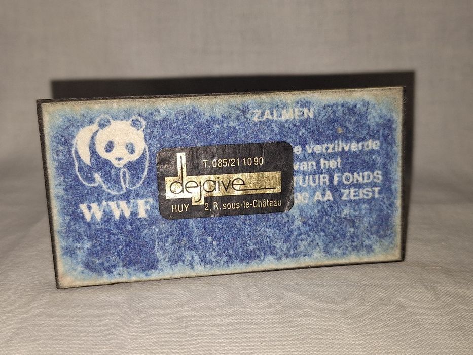 Посребрена пластика-- WWF--двойка риби