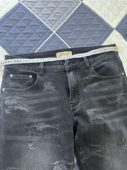 Джинсы от брэнда burberry