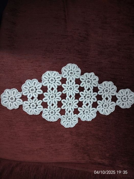 Плетени карета на една кука