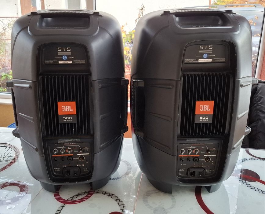 JBL EON 515  450w rms 15 инча