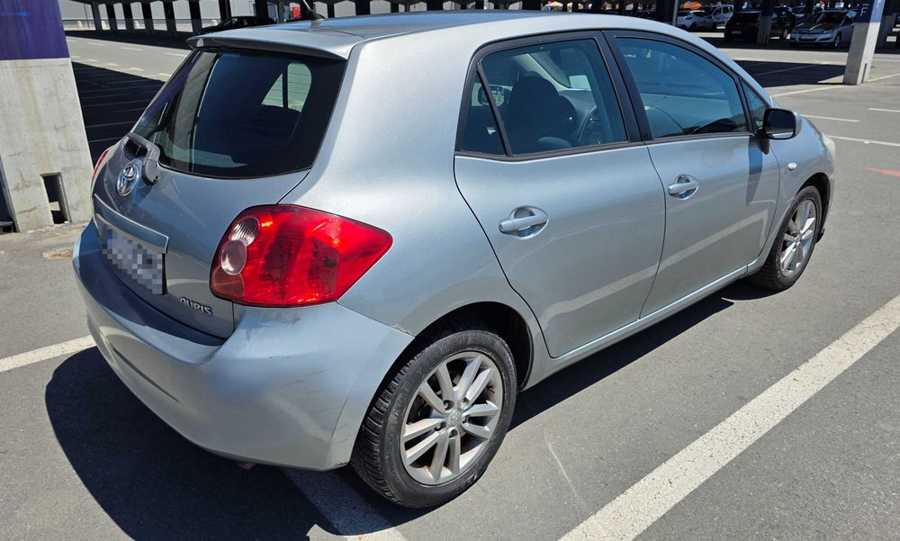 Vând Toyota Auris, 2009, 82 000km, 1.6 benzină, 124CP
